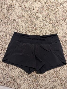 lululemon athletica speed shorts lined Black size 6